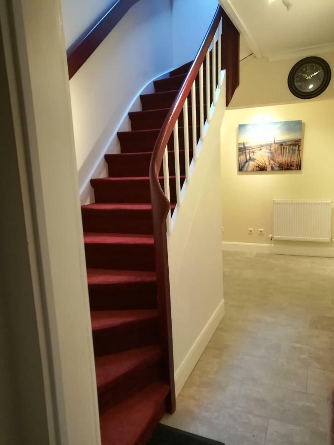 Royal Guest House II Фирзен Екстериор снимка