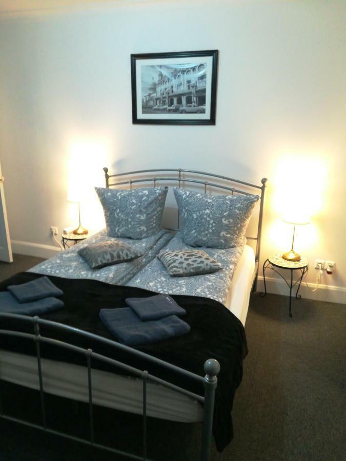 Royal Guest House II Фирзен Екстериор снимка