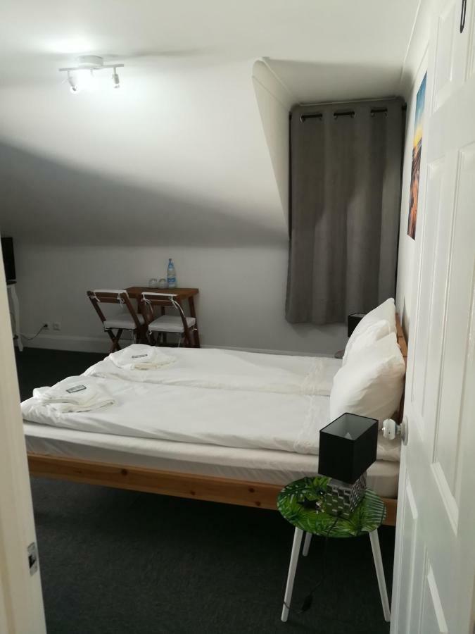 Royal Guest House II Фирзен Екстериор снимка