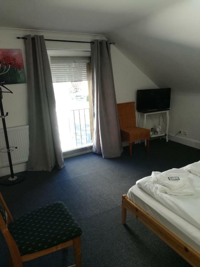 Royal Guest House II Фирзен Екстериор снимка