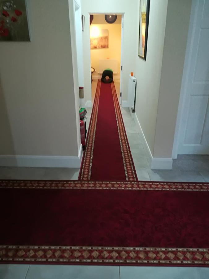 Royal Guest House II Фирзен Екстериор снимка