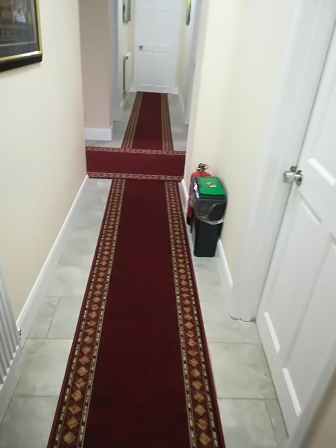 Royal Guest House II Фирзен Екстериор снимка